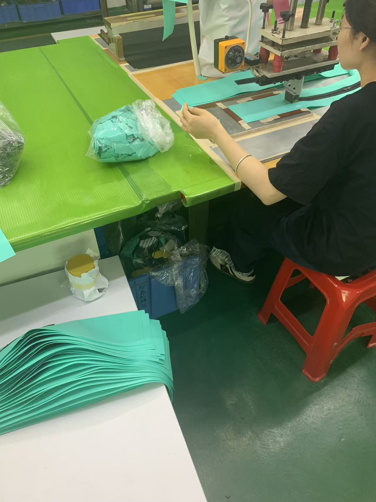 Engineering the Ultimate Bag Arida: Munus 27.12 MHz HF Welding and 1.0 Bar Testing
