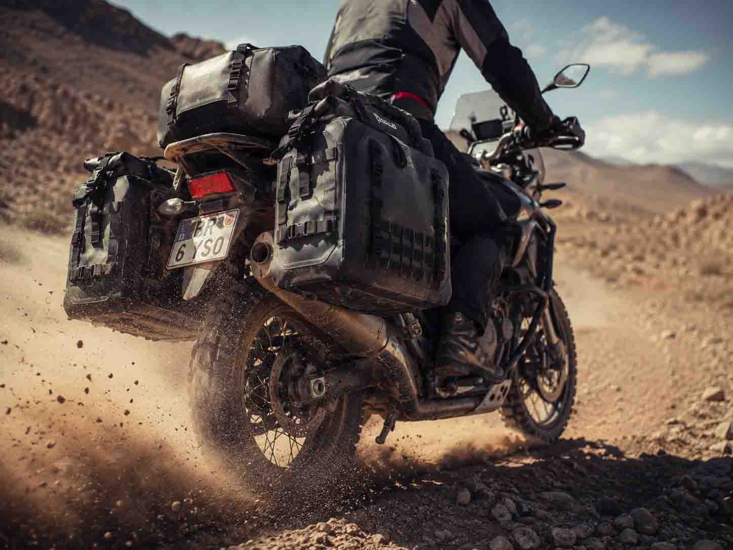 Engineering for De Finibus: Altera IMPERVIUS Motorcycle sarcina quod superat ruina