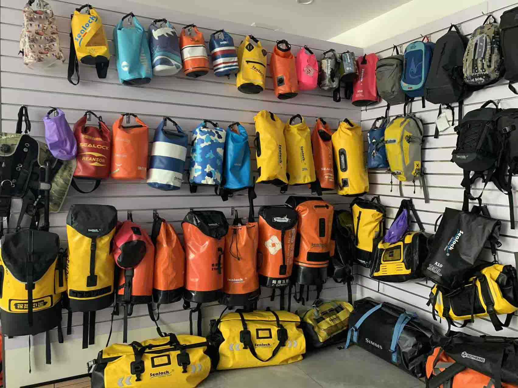 IMPERVIUS peram aridam pro Rafting: ipsum Features pro Donec lorem