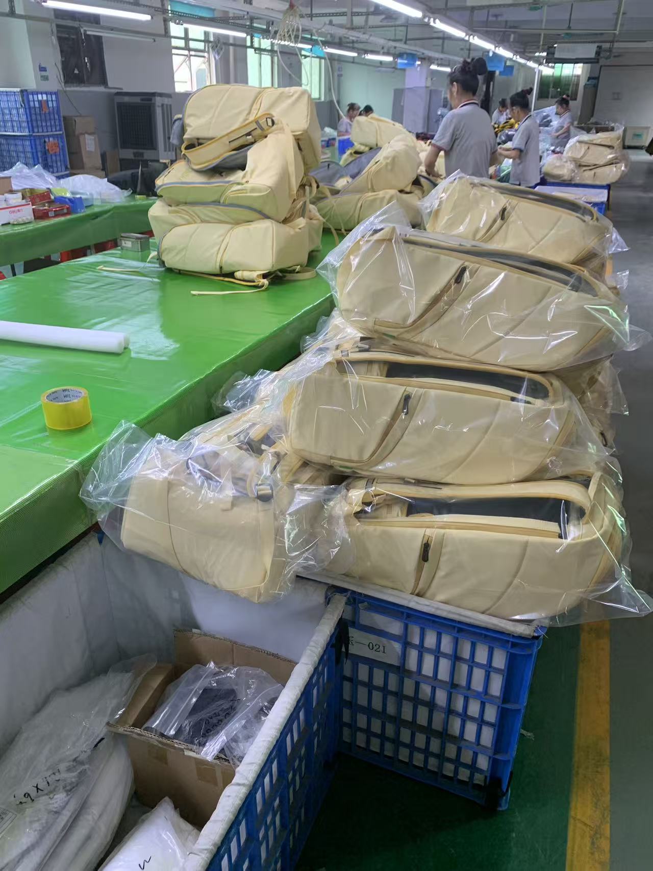 Post Soam: diminuens structurae lassitudine in Mass-Volume IMPERVIUS Duffel Bag Productio
